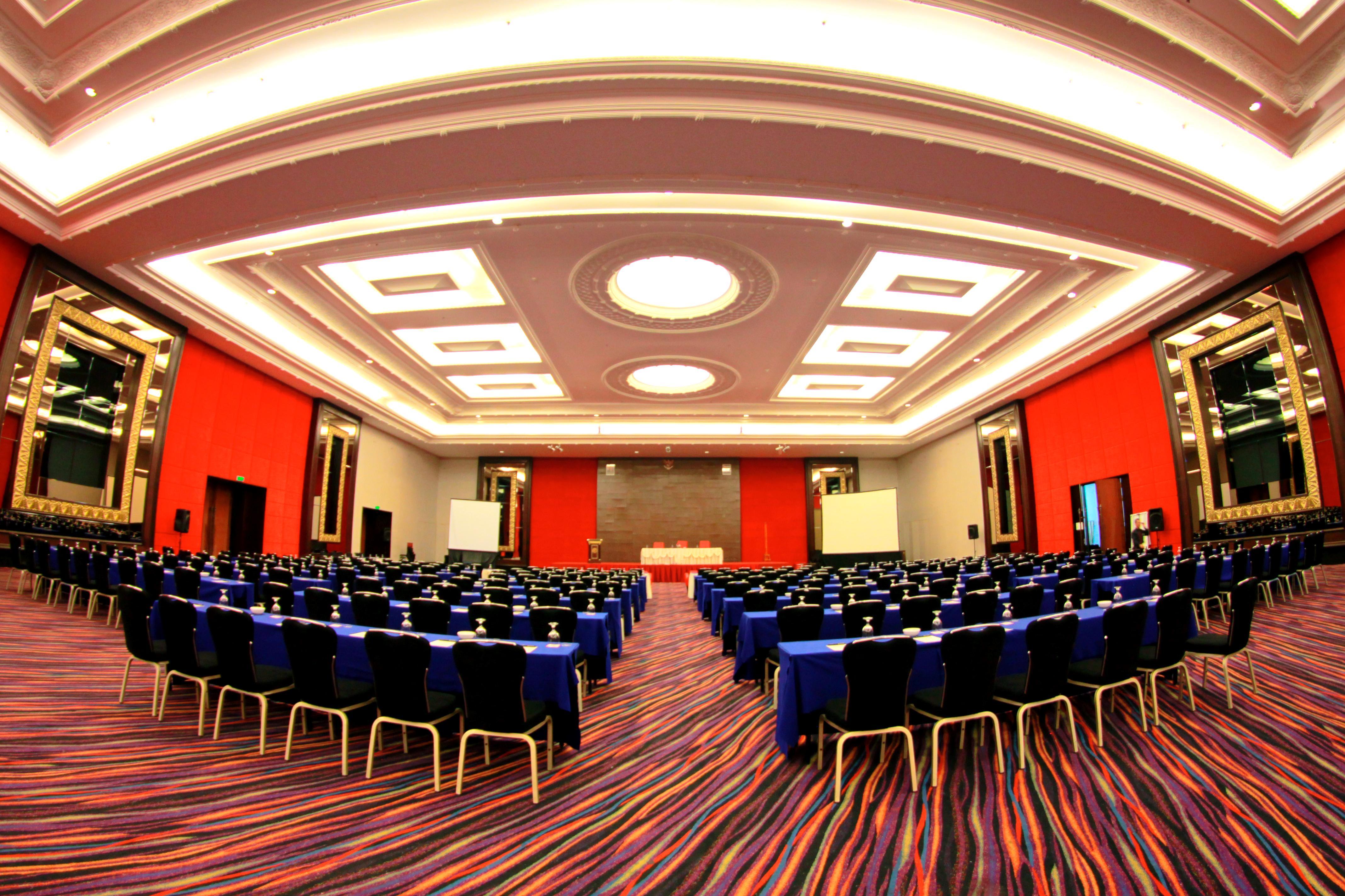 Merlynn Park Hotel Yakarta Exterior foto