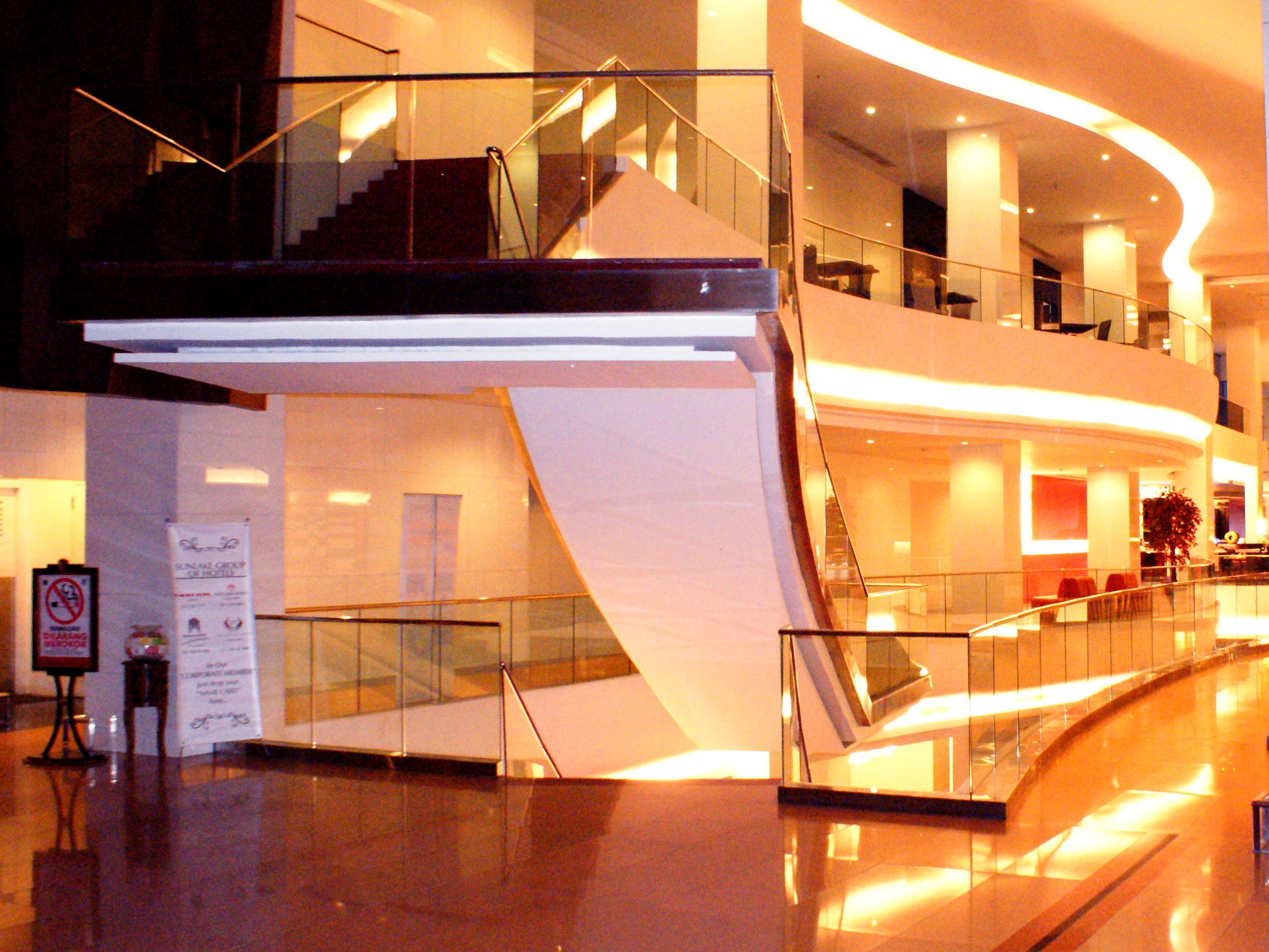 Merlynn Park Hotel Yakarta Exterior foto