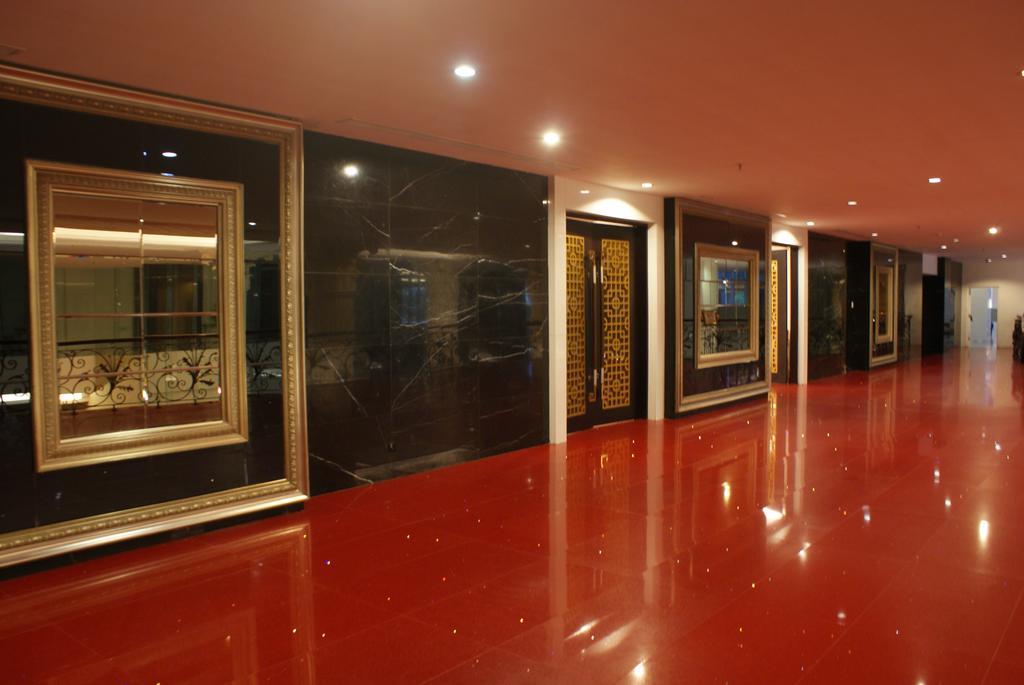 Merlynn Park Hotel Yakarta Exterior foto